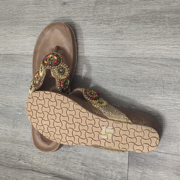 Spingstep Women's Thong Sandals - Picture 4 of 5